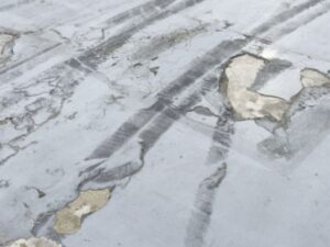劣化が進んだ防水層